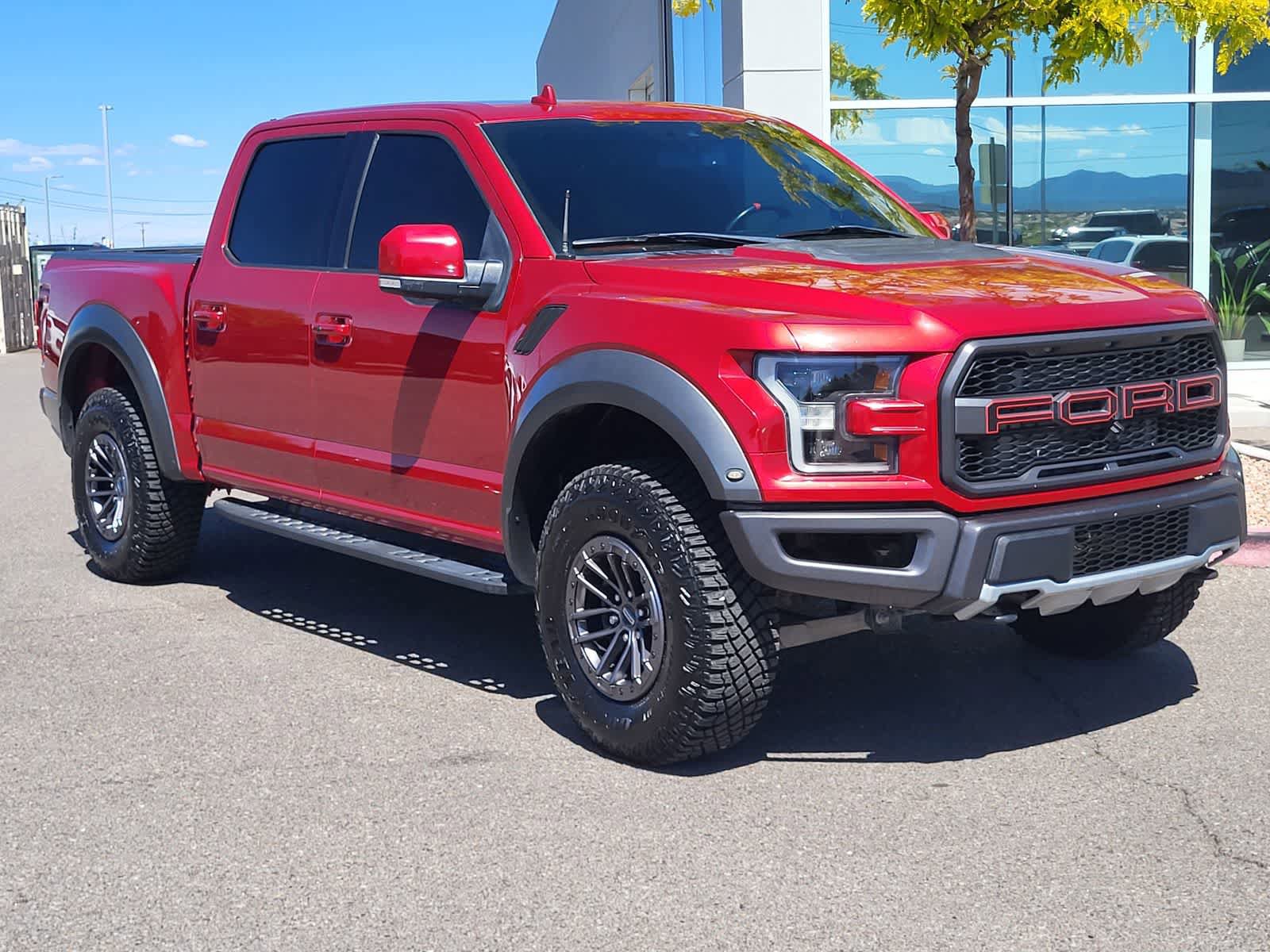 Used 2020 Ford F150 Raptor w/ Equipment Group 802A Luxury AWD/4WD image 3