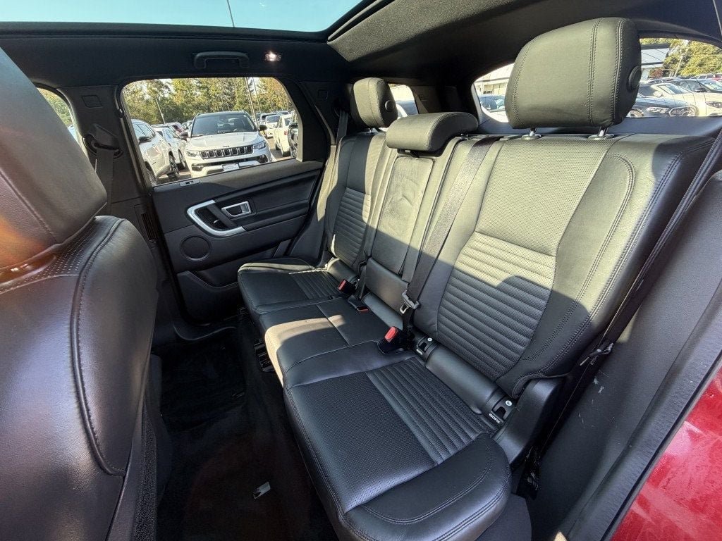 Used 2018 Land Rover Discovery Sport HSE Luxury AWD/4WD image 29