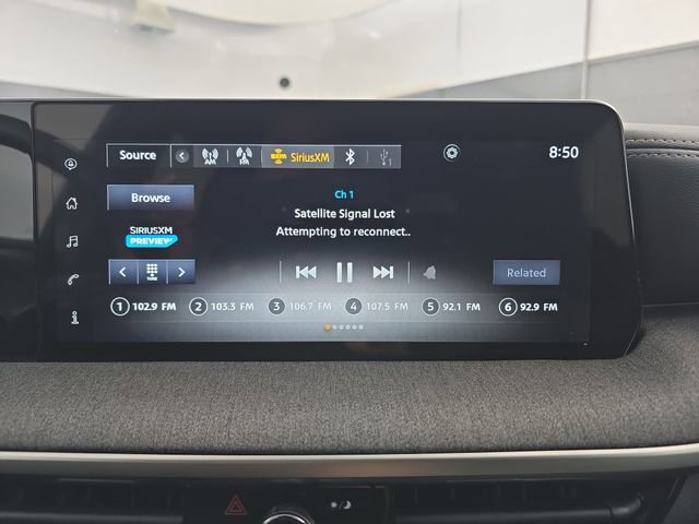 Used 2025 Nissan Kicks SV image 29