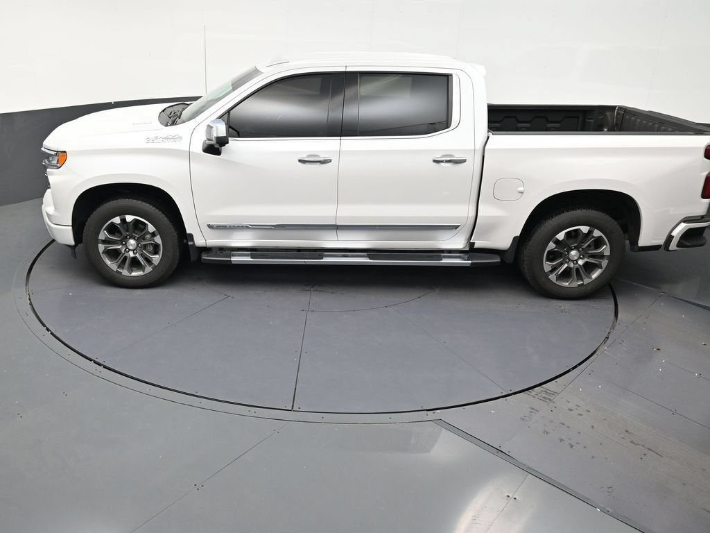 Used 2024 Chevrolet Silverado 1500 High Country w/ Technology Package RWD image 13