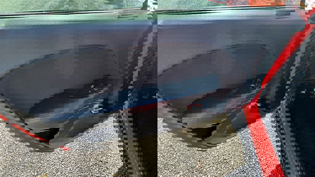 Used 2018 Dodge Challenger SXT w/ Blacktop Package image 12