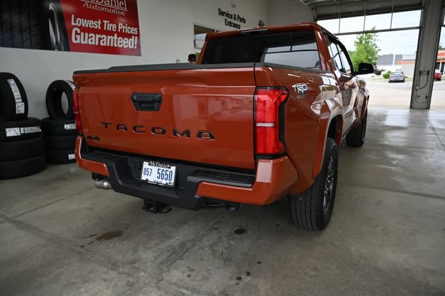 Used 2025 Toyota Tacoma TRD Sport AWD/4WD image 7