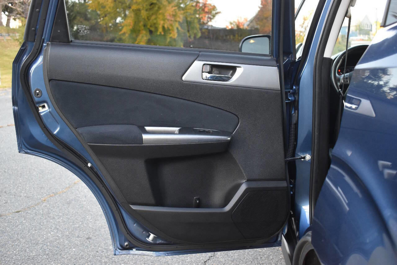 Used 2012 Subaru Forester 2.5X Limited image 10