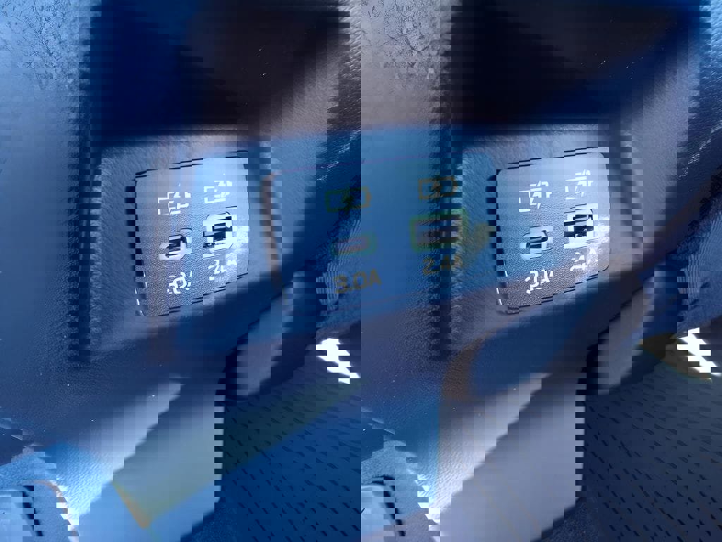 Certified 2025 Subaru Crosstrek 2.0i Premium image 16