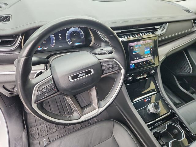 Used 2022 Jeep Grand Cherokee L Limited w/ Black Appearance Package RWD image 10