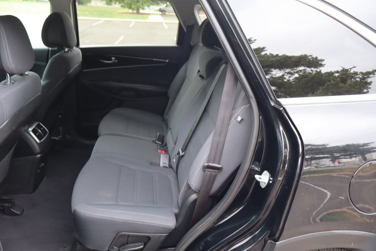 Used 2016 Kia Sorento LX AWD/4WD image 20