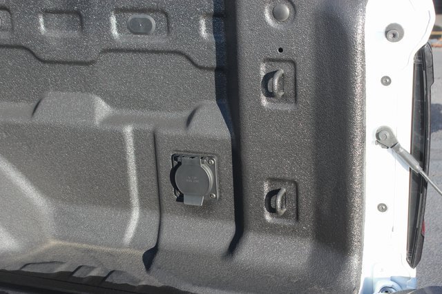 New 2025 GMC Canyon AT4 image 48