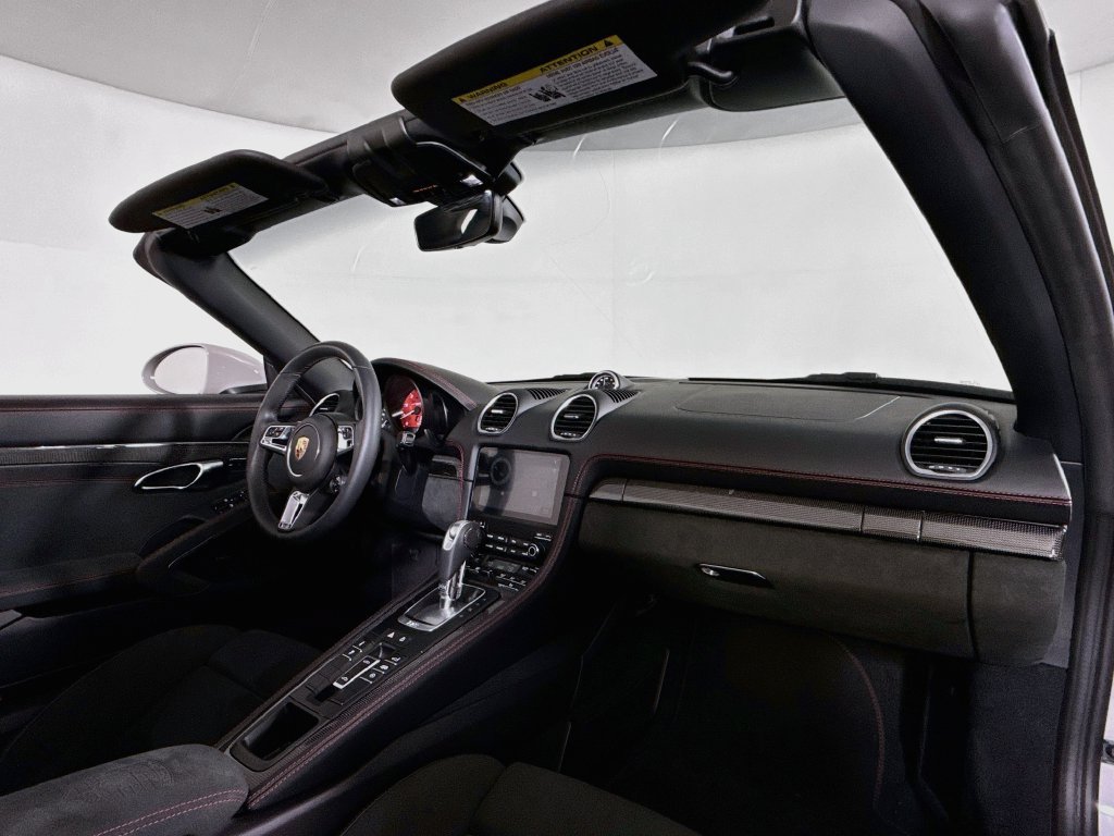 Certified 2025 Porsche 718 Boxster GTS RWD image 17