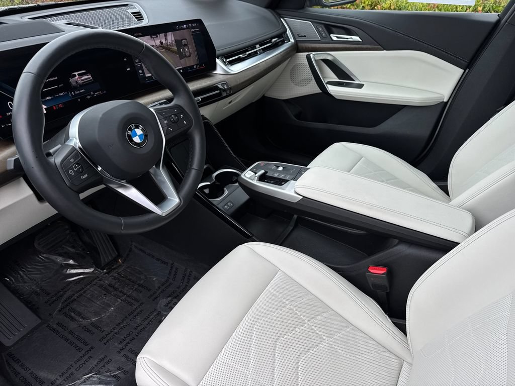 Used 2026 BMW X1 xDrive28i w/ Technology Package AWD/4WD image 10