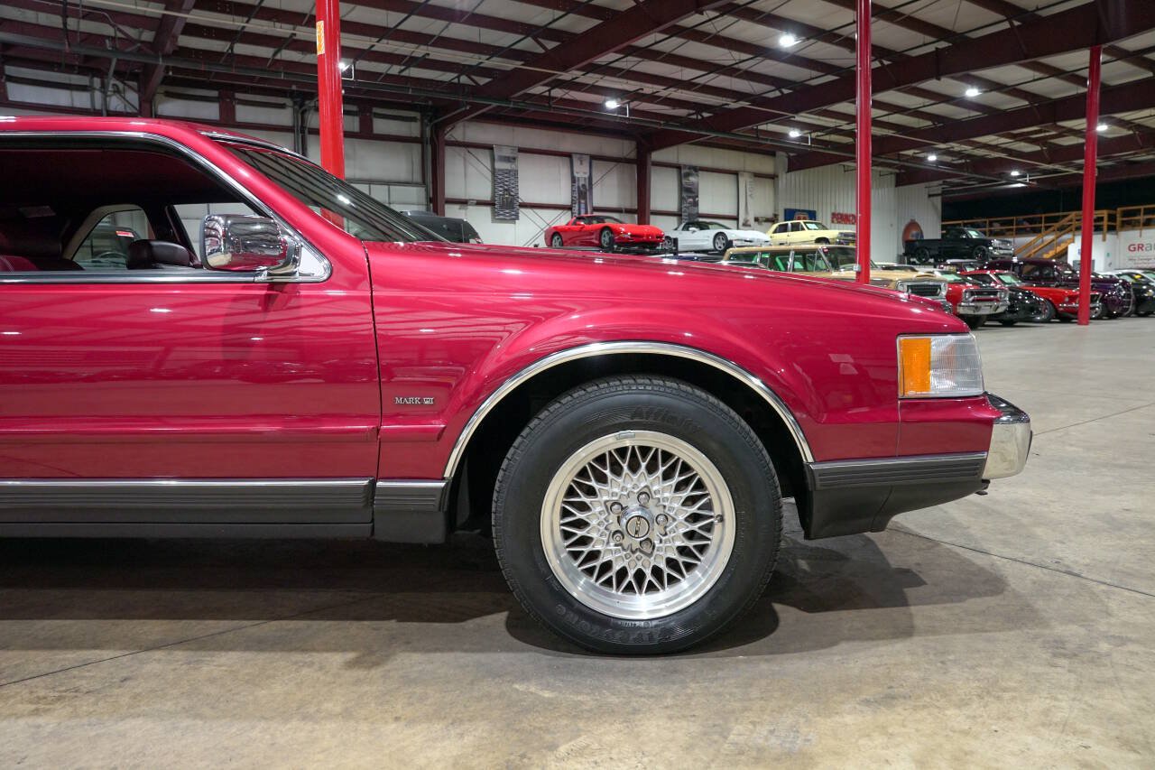 Used 1990 Lincoln Mark VII LSC RWD image 11
