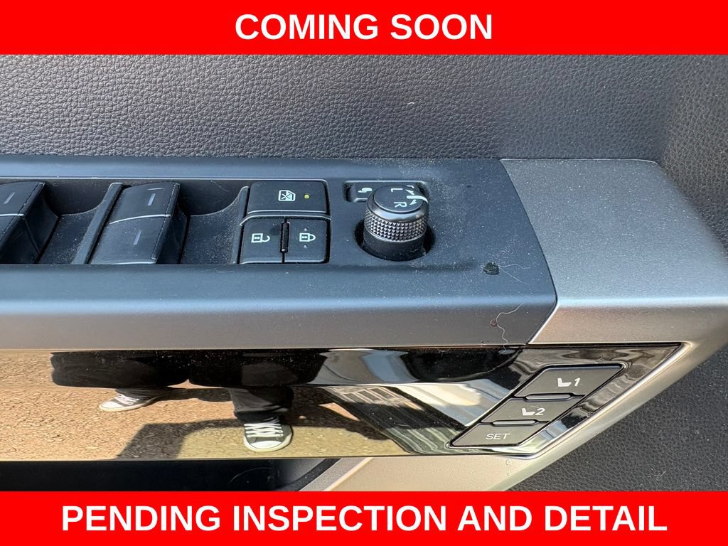 Used 2026 Toyota Sequoia Limited w/ Tow Technology Package AWD/4WD image 21