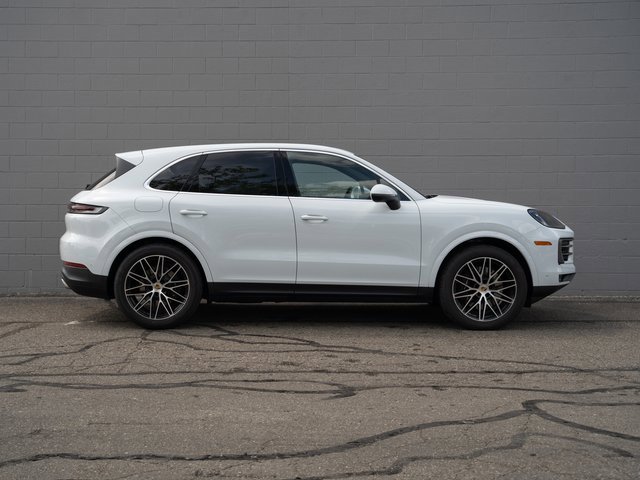 Certified 2024 Porsche Cayenne image 8