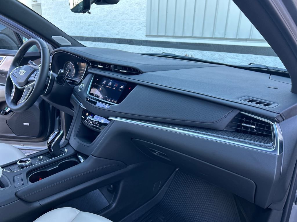 New 2025 Cadillac XT5 Sportv w/ Technology Package image 38