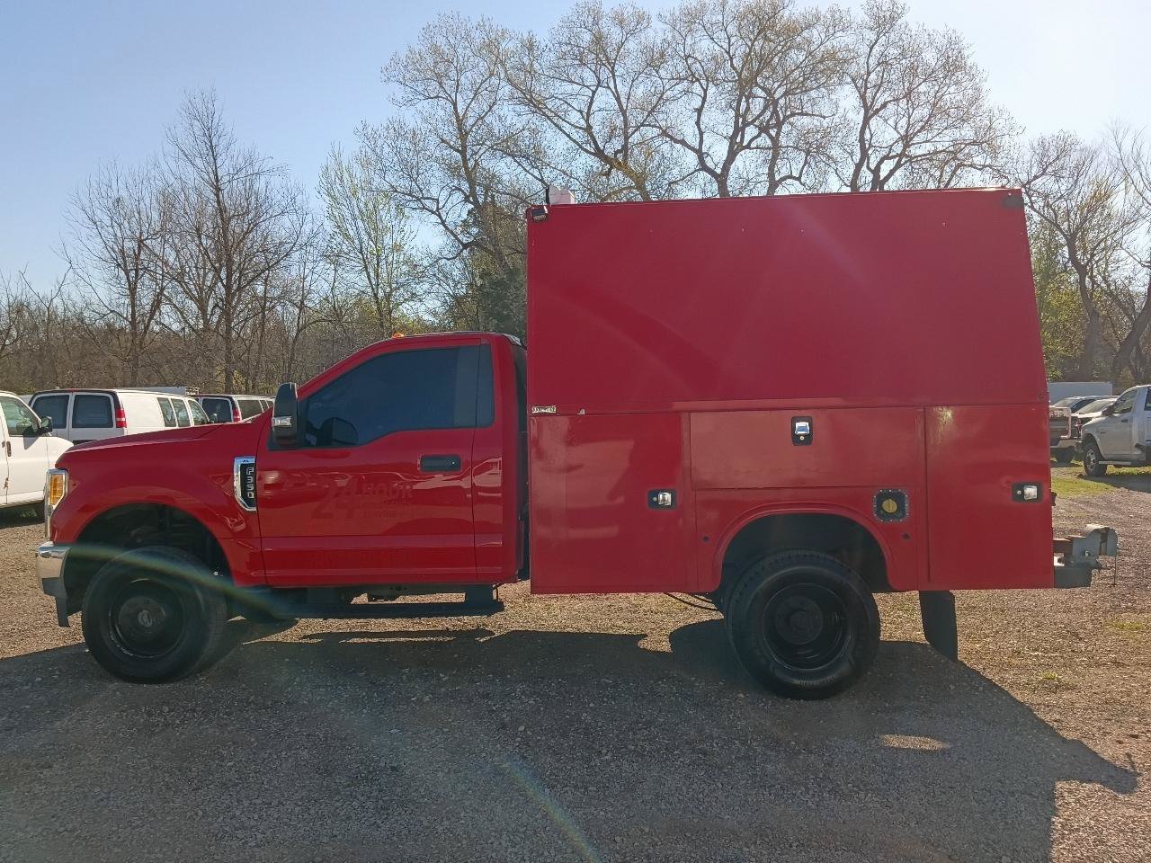 Used 2017 Ford F350 XL w/ Power Equipment Group AWD/4WD image 8