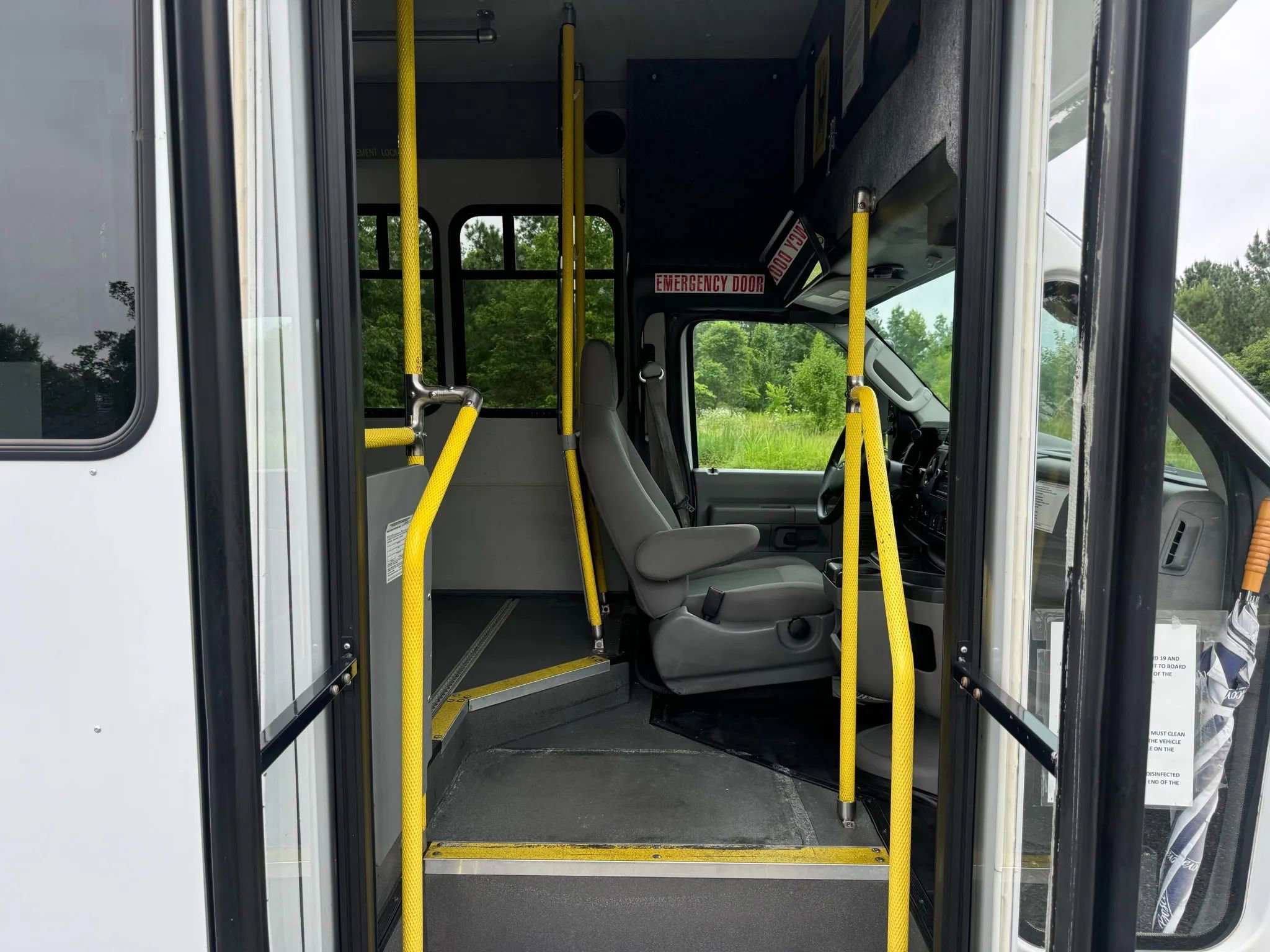 Used 2015 Ford E-450 and Econoline 450 Super Duty w/ Shuttle Bus Prep Package RWD image 16