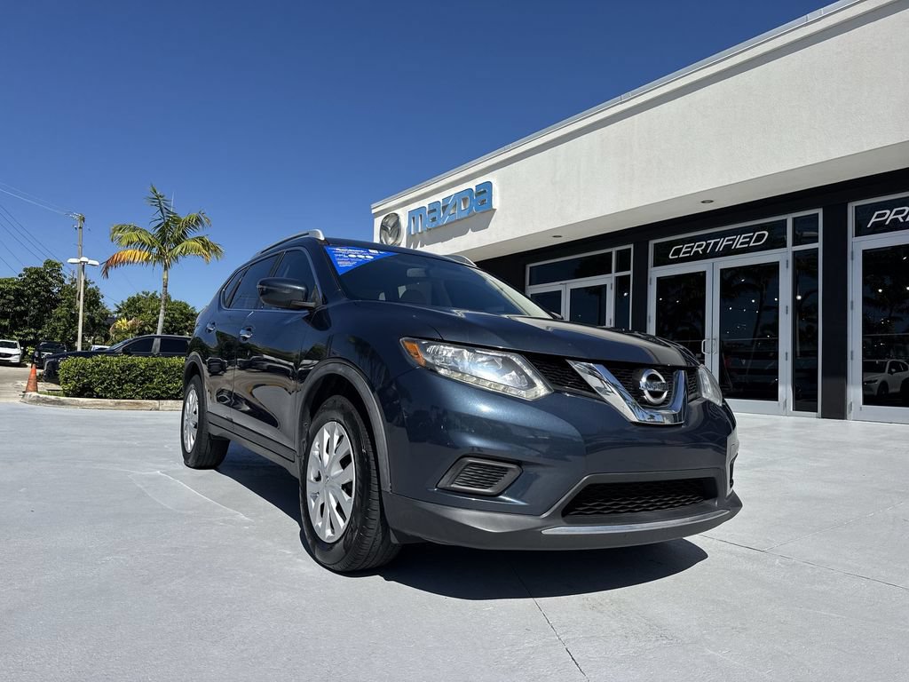 Used 2016 Nissan Rogue S w/ Appearance Package FWD image 30