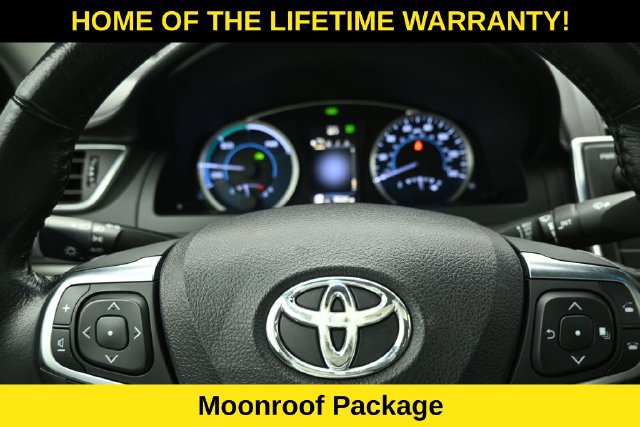 Used 2015 Toyota Camry XLE w/ Moonroof Package FWD image 19