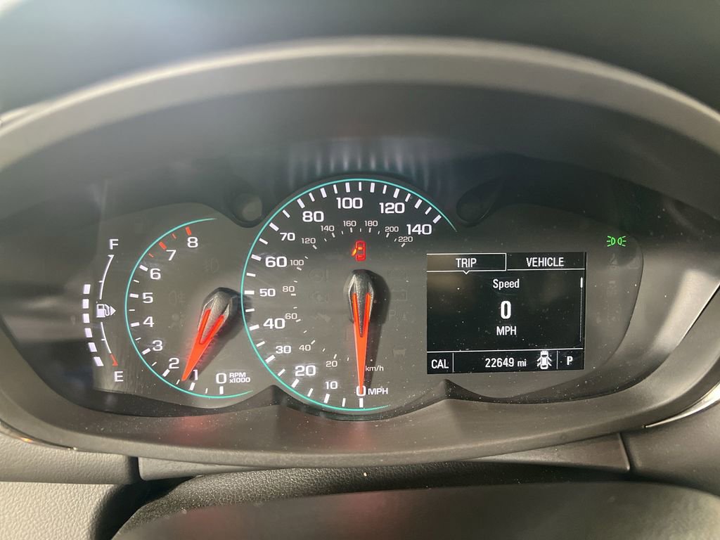 Used 2022 Chevrolet Trax LT w/ LT Convenience Package image 13