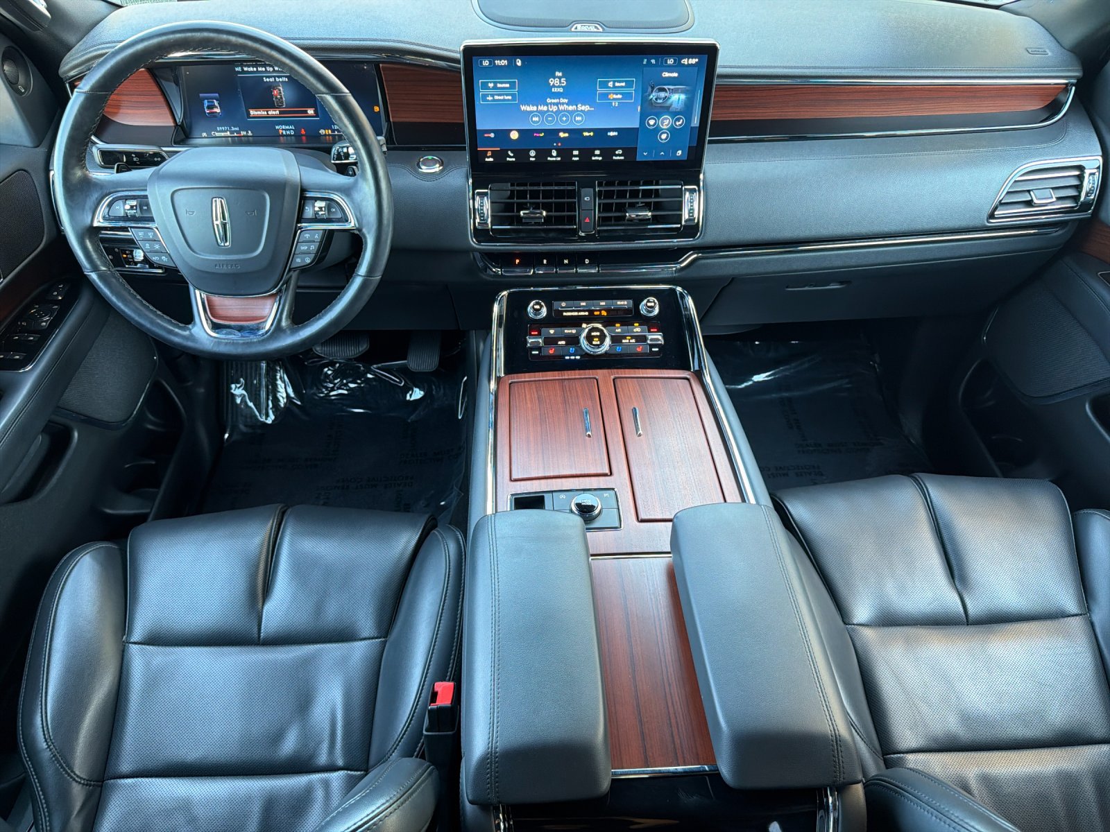 Used 2022 Lincoln Navigator 2WD image 12