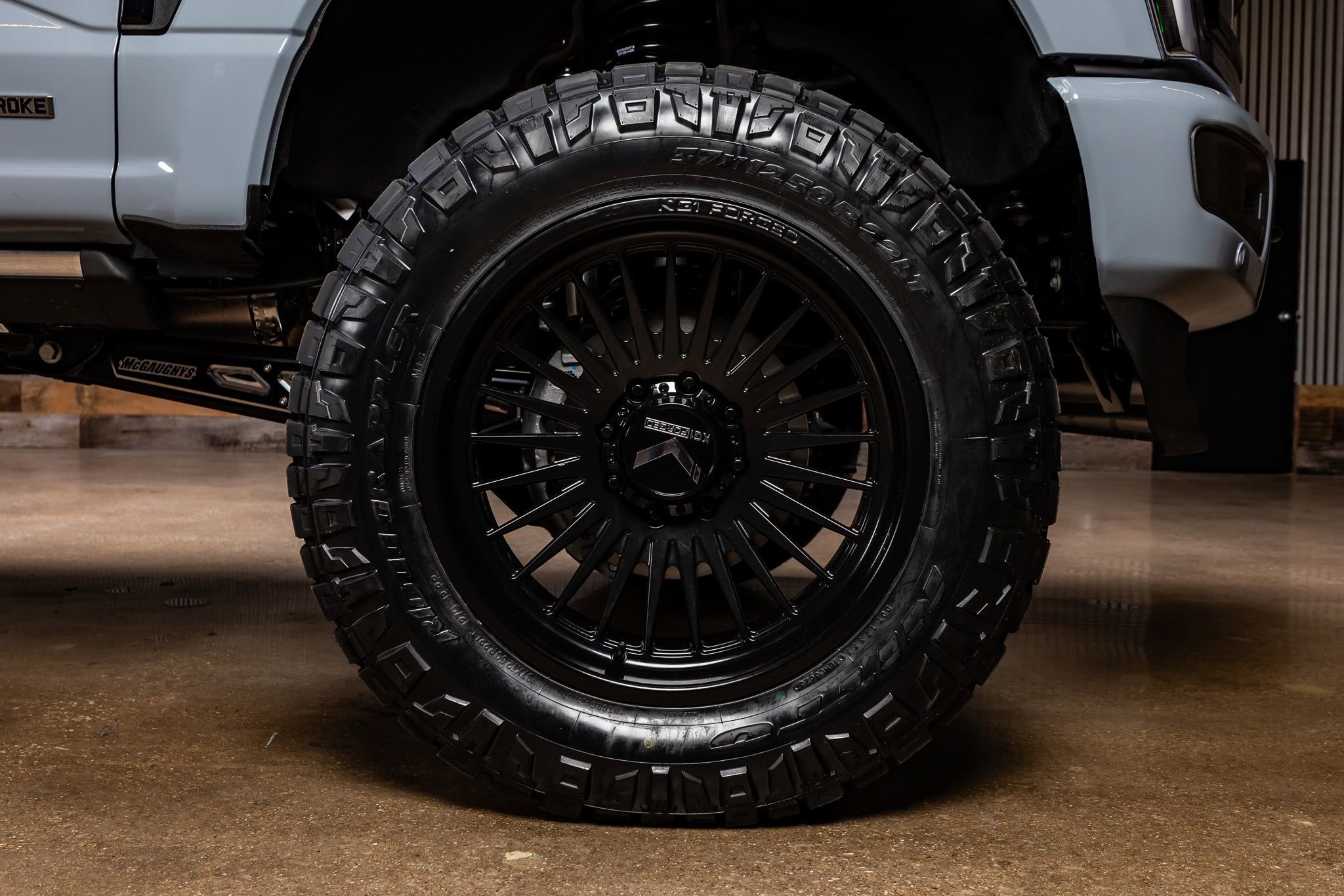 Used 2026 Ford F250 Platinum image 12