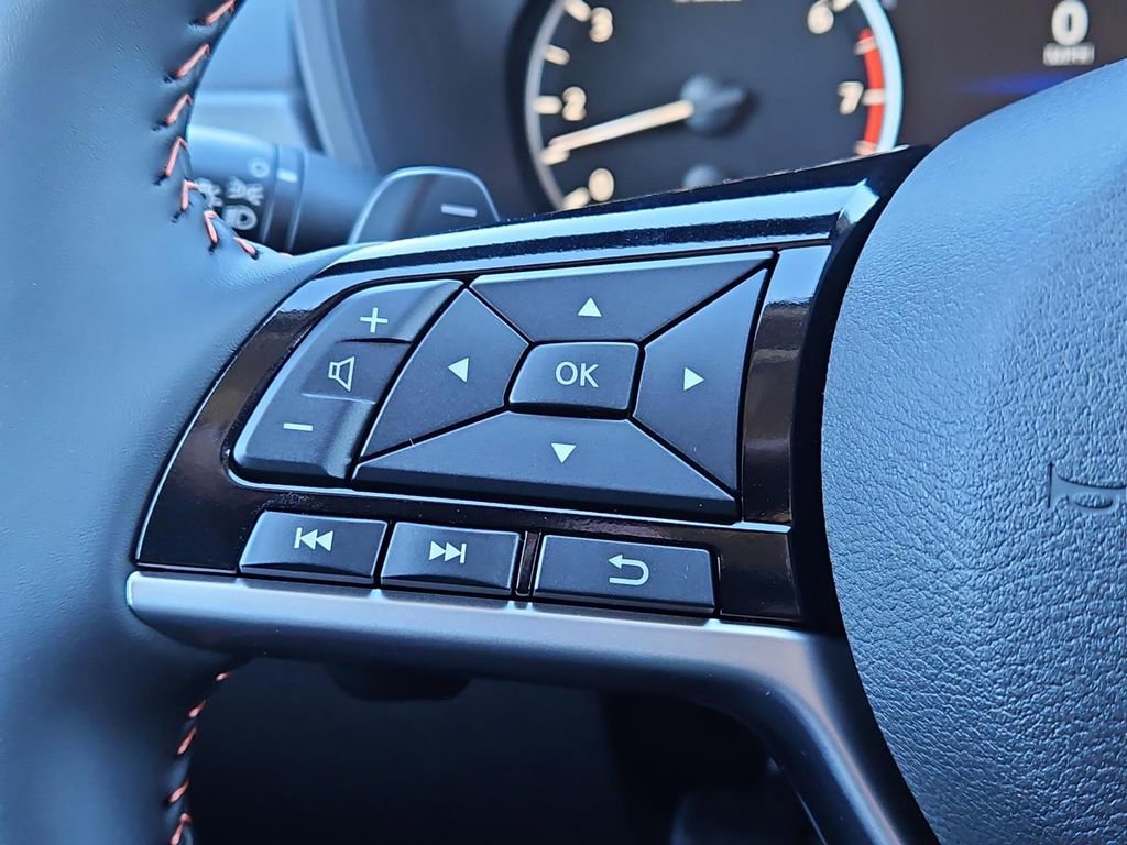 New 2025 Nissan Altima 2.5 SR image 10