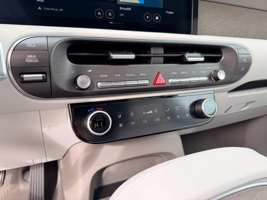 New 2027 Hyundai Palisade Limited FWD image 19