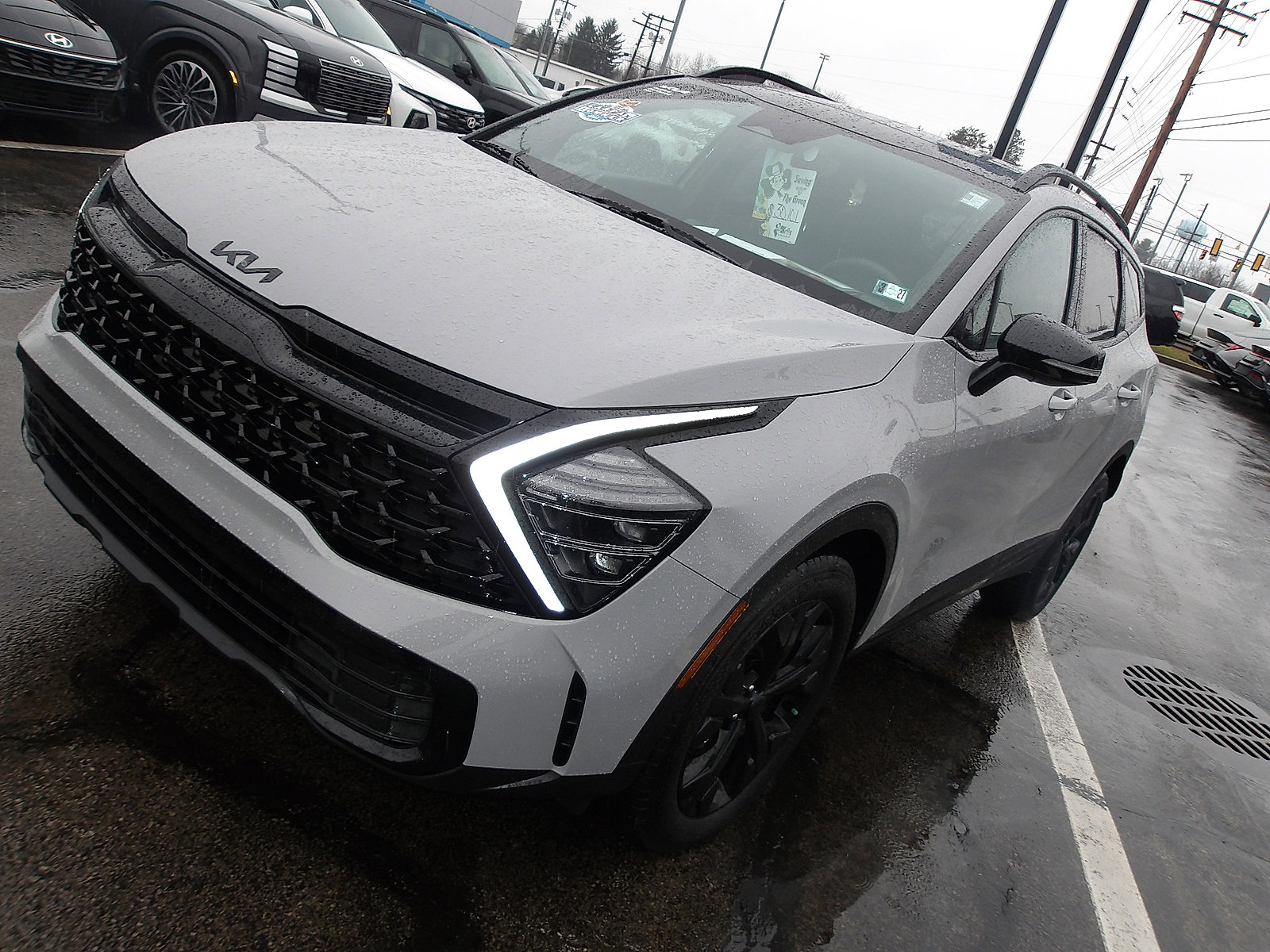 Used 2025 Kia Sportage X-Line w/ Premium Package image 3