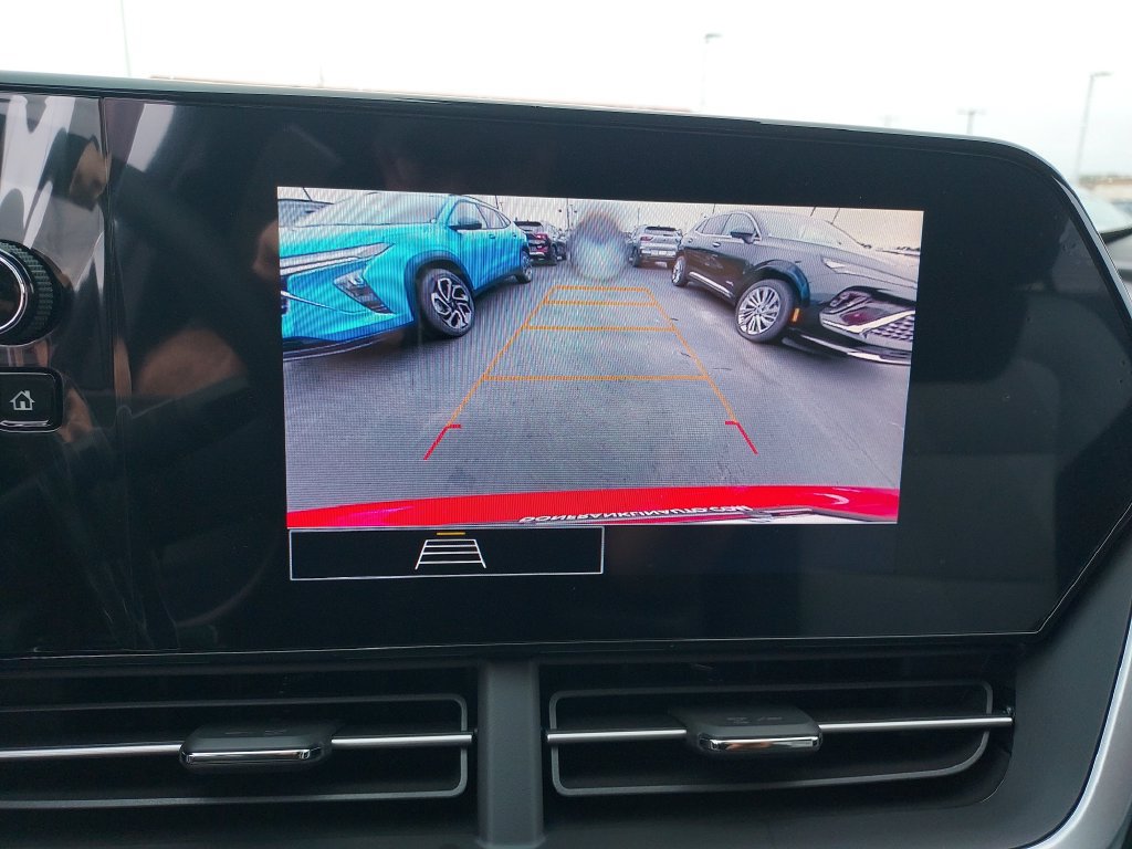 New 2026 Chevrolet Trax LS w/ LS Convenience Package FWD image 22