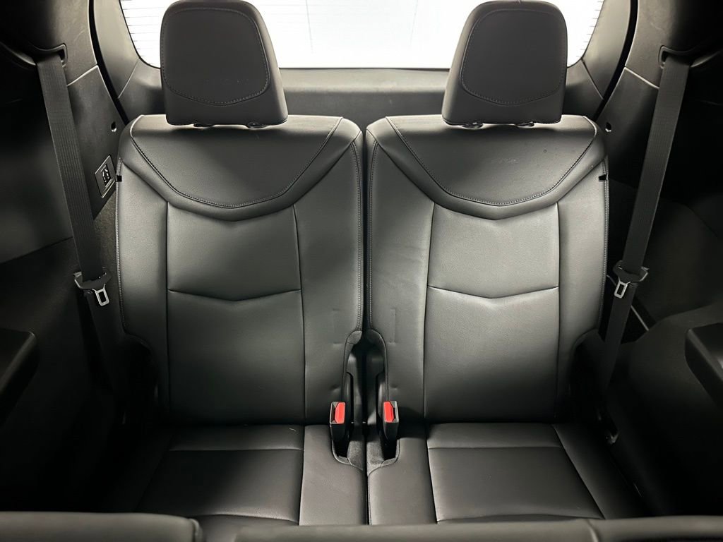 Used 2023 Cadillac XT6 Luxury image 15