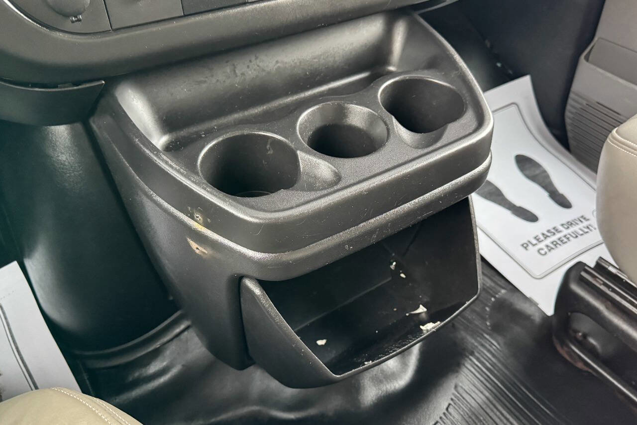 Used 2014 Chevrolet Express 2500 LS RWD image 29