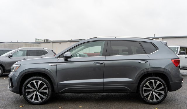 Used 2022 Volkswagen Taos SE image 9