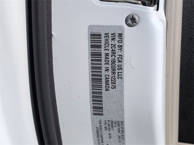 Certified 2024 Chrysler Pacifica Touring-L image 33