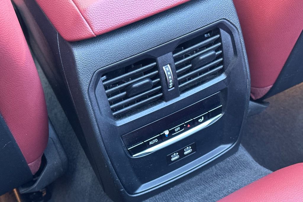 Used 2023 BMW M440i Convertible w/ Premium Package image 13