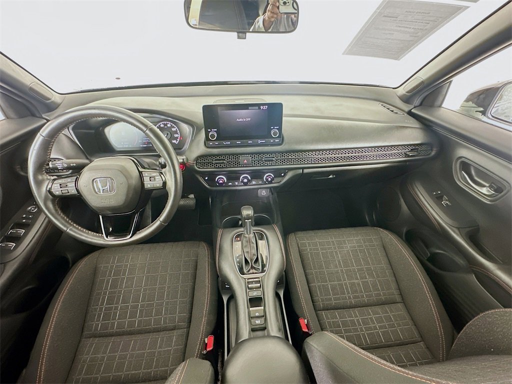Used 2025 Honda HR-V Sport image 6