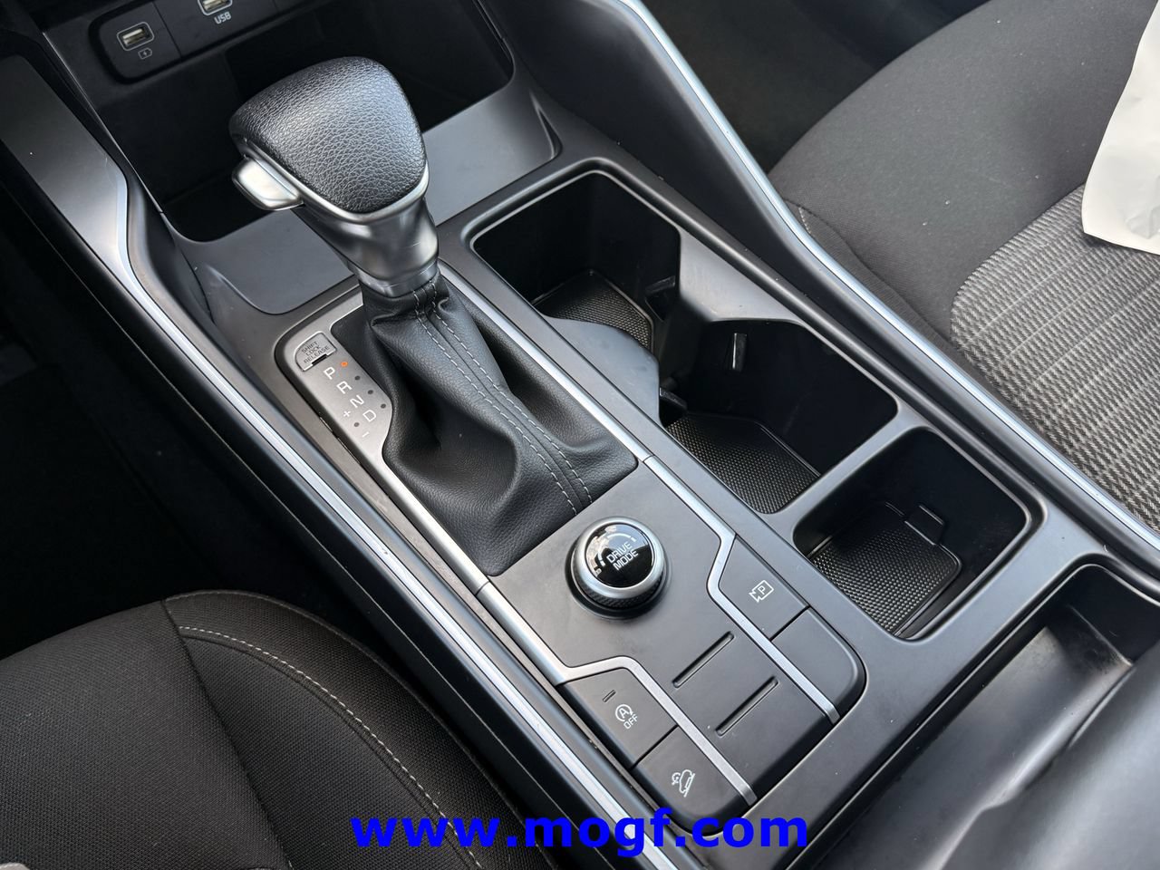 Used 2023 Kia Sorento LX FWD image 10