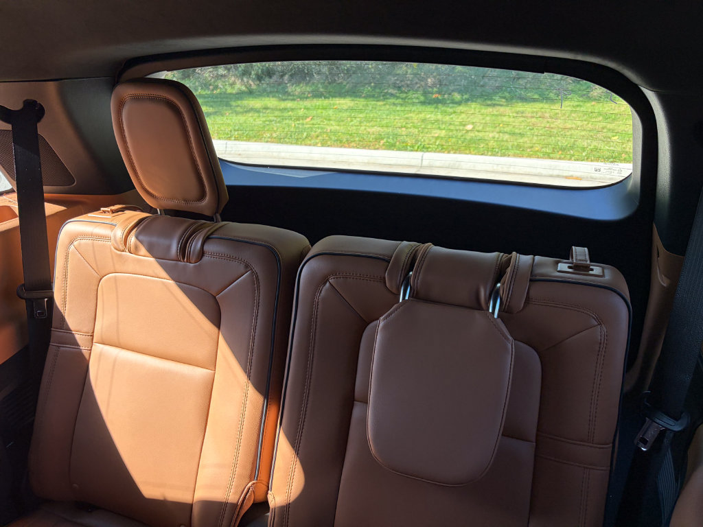 New 2027 Lincoln Aviator Black Label AWD/4WD image 21
