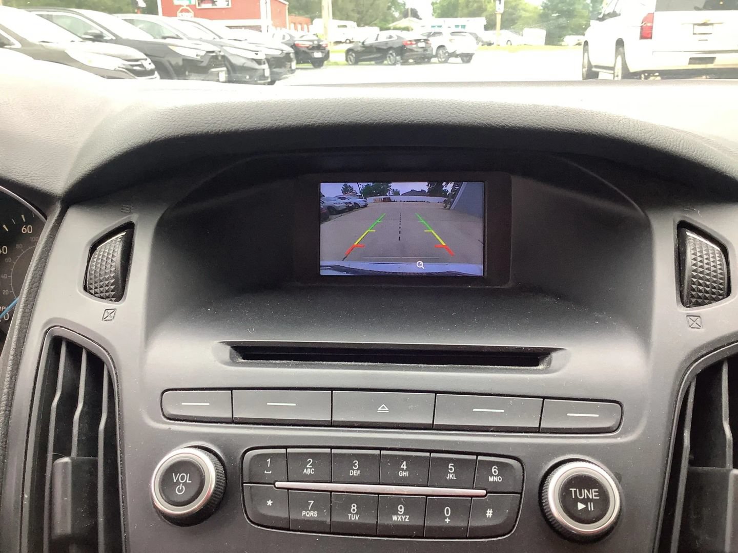 Used 2016 Ford Focus SE FWD image 20