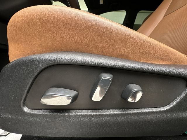 Certified 2023 Cadillac XT5 Premium Luxury FWD image 20