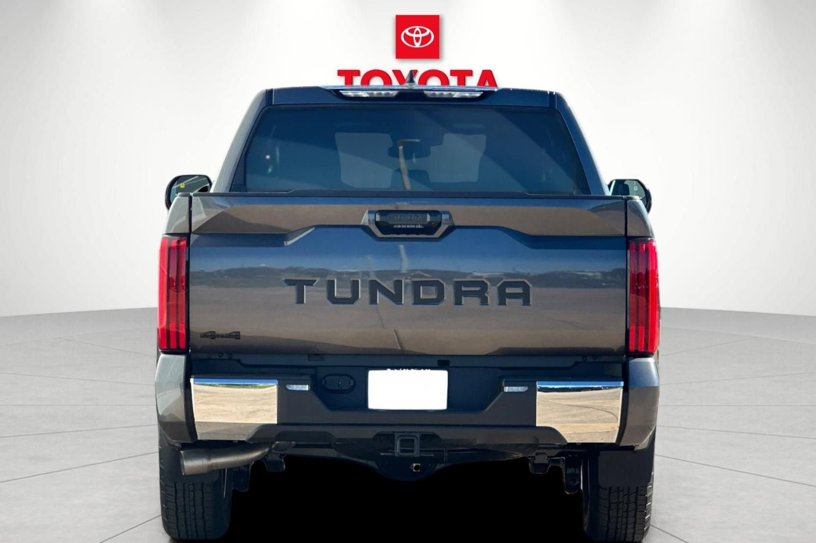 New 2026 Toyota Tundra SR5 AWD/4WD image 4