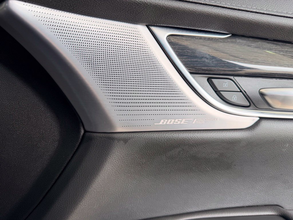 Used 2023 Cadillac XT5 Premium Luxury FWD image 39