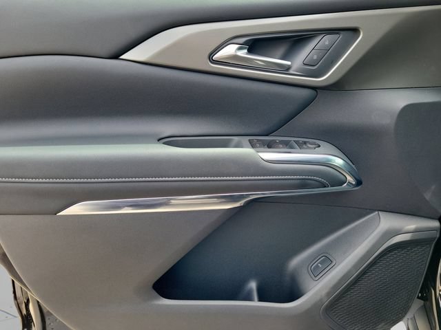 New 2026 Chevrolet Traverse LT FWD image 16
