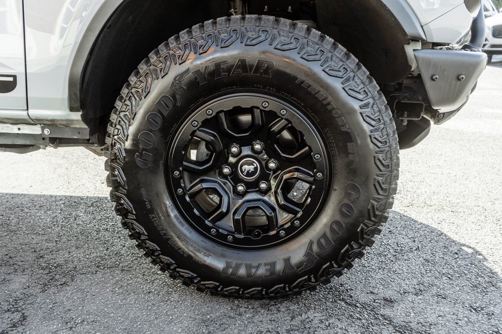 Used 2021 Ford Bronco First Edition AWD/4WD image 5