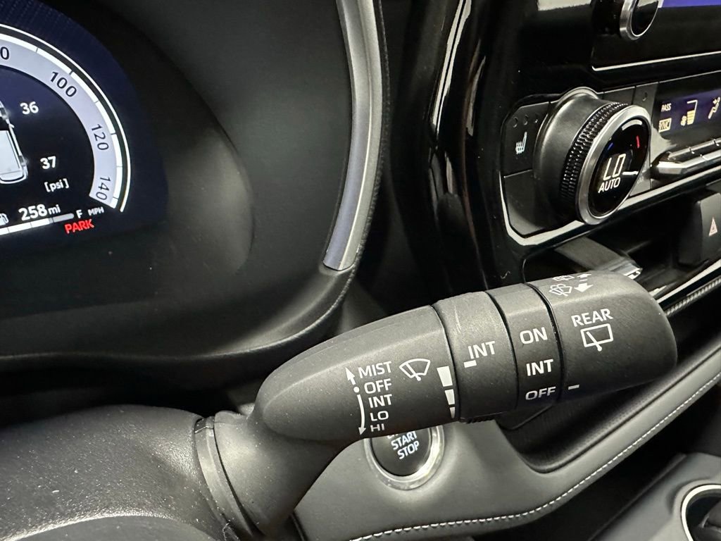 Used 2025 Toyota Highlander XSE image 22