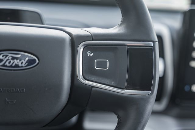 Used 2025 Ford Expedition Active image 42