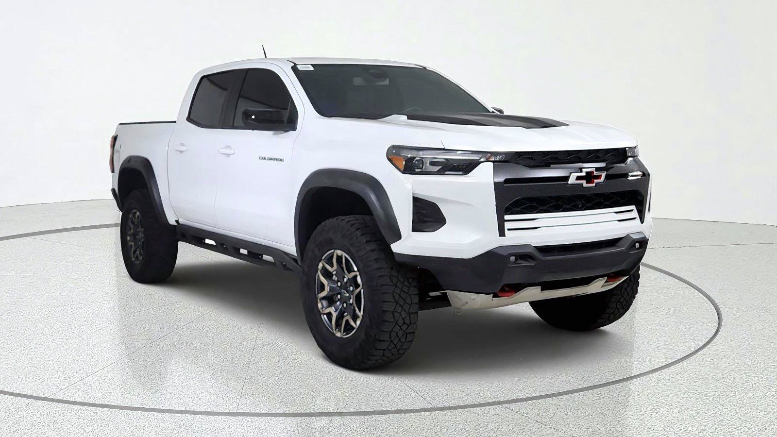 Used 2024 Chevrolet Colorado ZR2 w/ ZR2 Convenience Package III