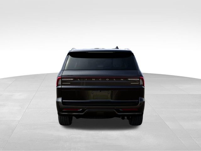 New 2027 Lincoln Navigator Reserve AWD/4WD image 8