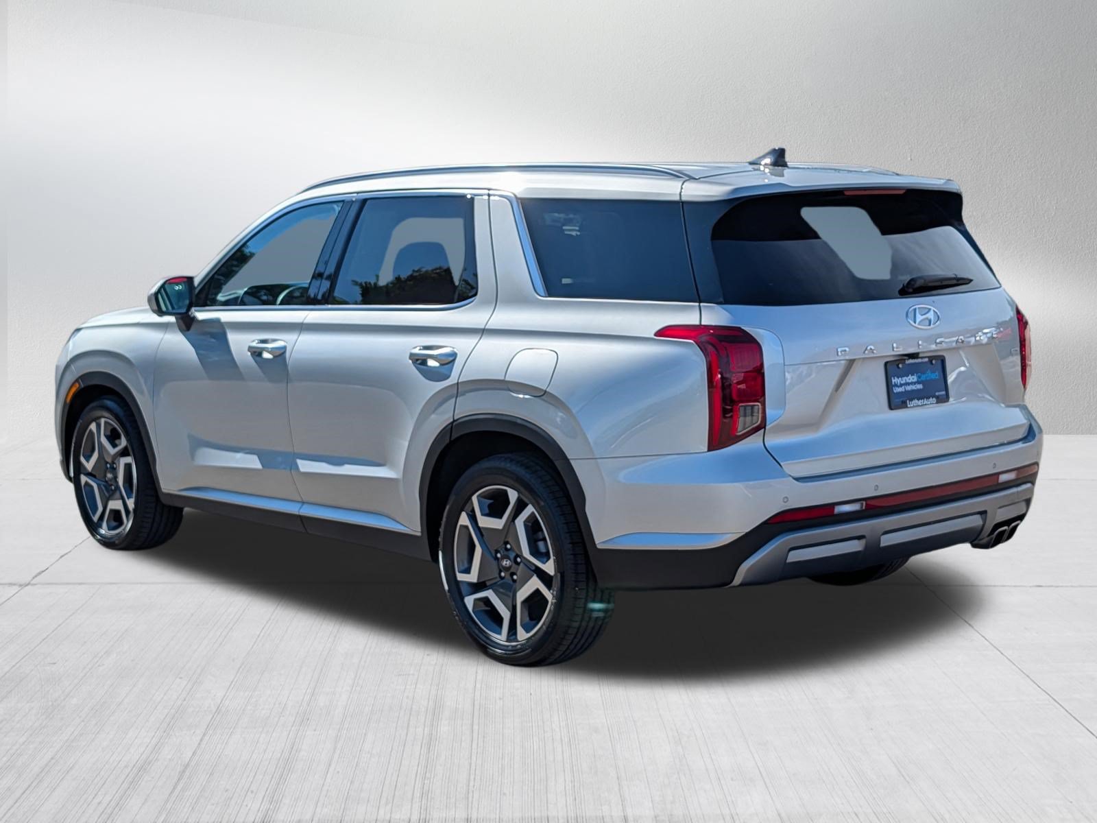 Certified 2024 Hyundai Palisade SEL w/ Premium Package AWD/4WD image 5