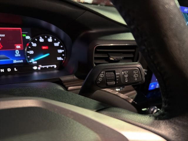 Used 2022 Ford Explorer Limited w/ Limited Technology Package image 51