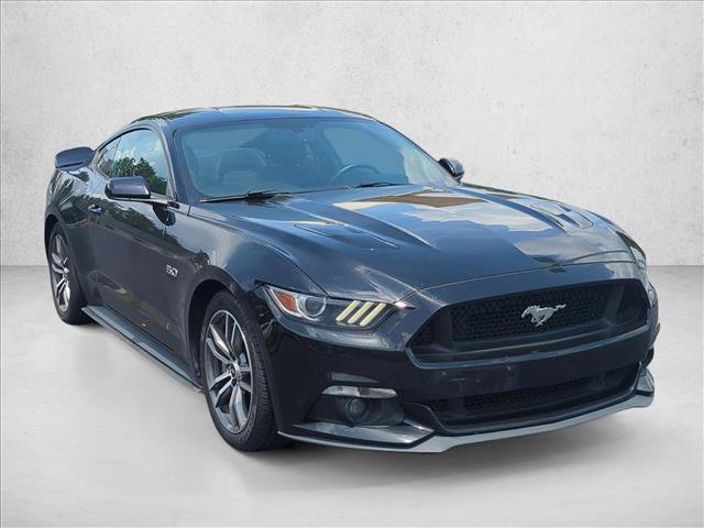 Used 2015 Ford Mustang GT RWD image 3