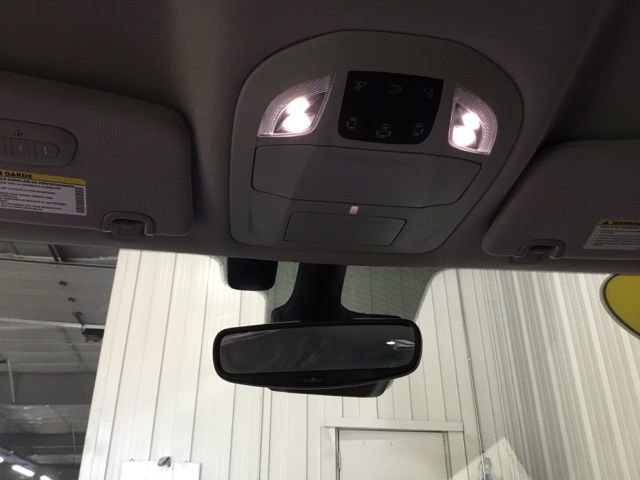 Used 2022 Chrysler Pacifica Touring-L image 35